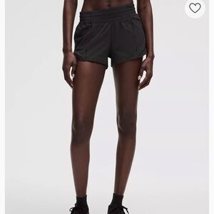 Lululemon Hotty Hot High Rise Lined Short 2"5